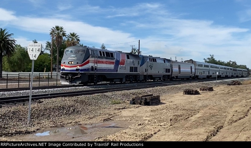 AMTK 160 Leads California Zephyr 5